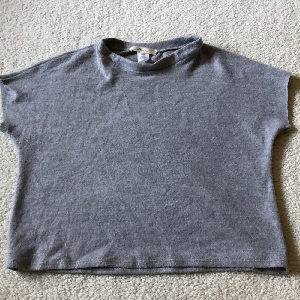 Grey soft fabric tee